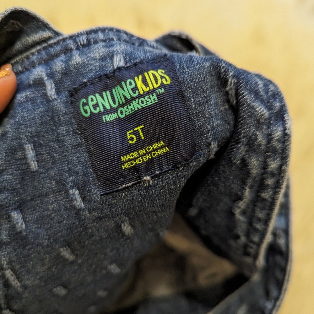 Genuine Kids by OshKosh dark blue denim overalls size 5T - Picture 7 of 8